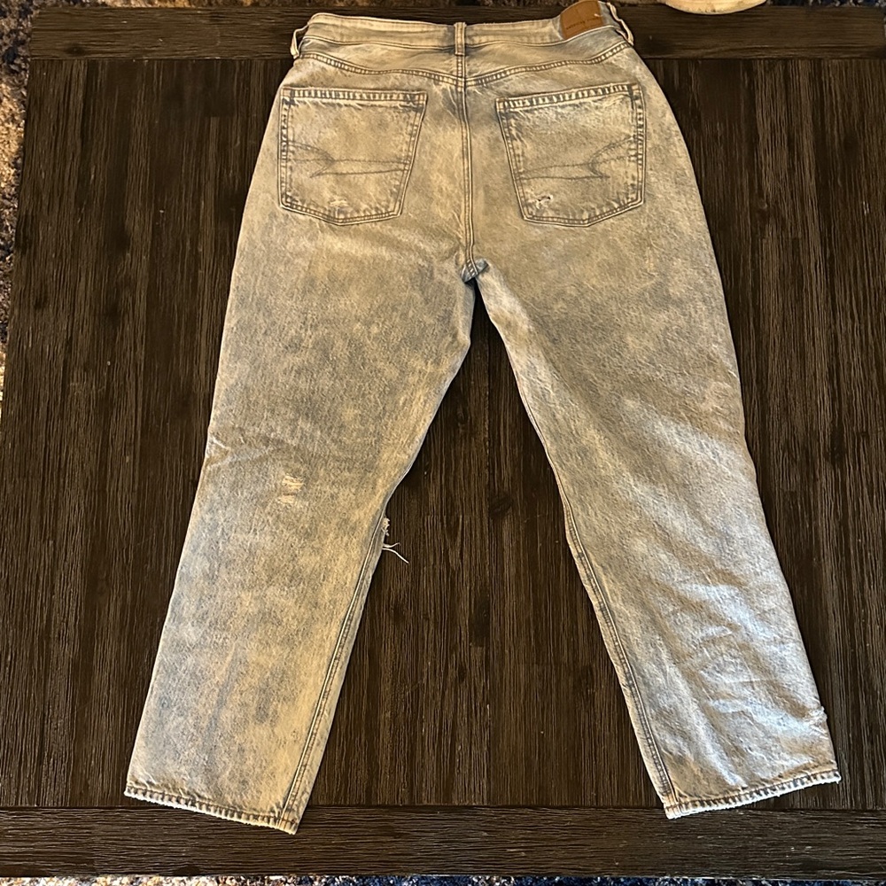 American Eagle Outfitters Women’s Washed Denim Jeans